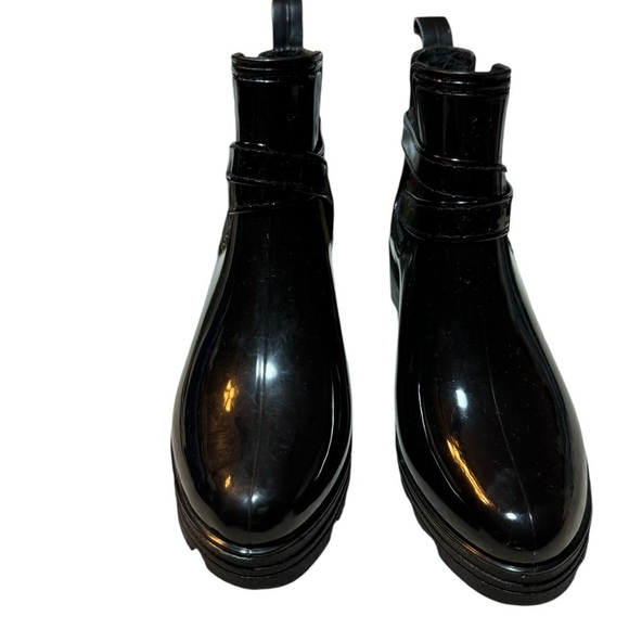 Chunky Heel Waterproof Ankle Rain Boots - Picture 4 of 9